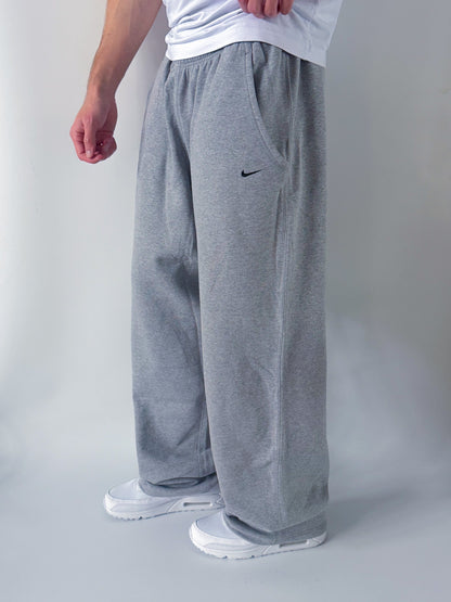 Nike Vintage Open Leg Sweatpants / Jogger | S