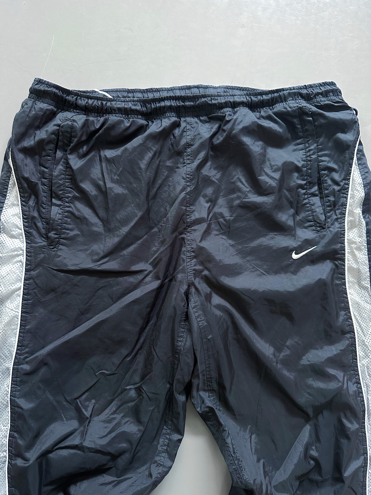NIKE VINTAGE *PREMIUM* TRACKPANTS | L
