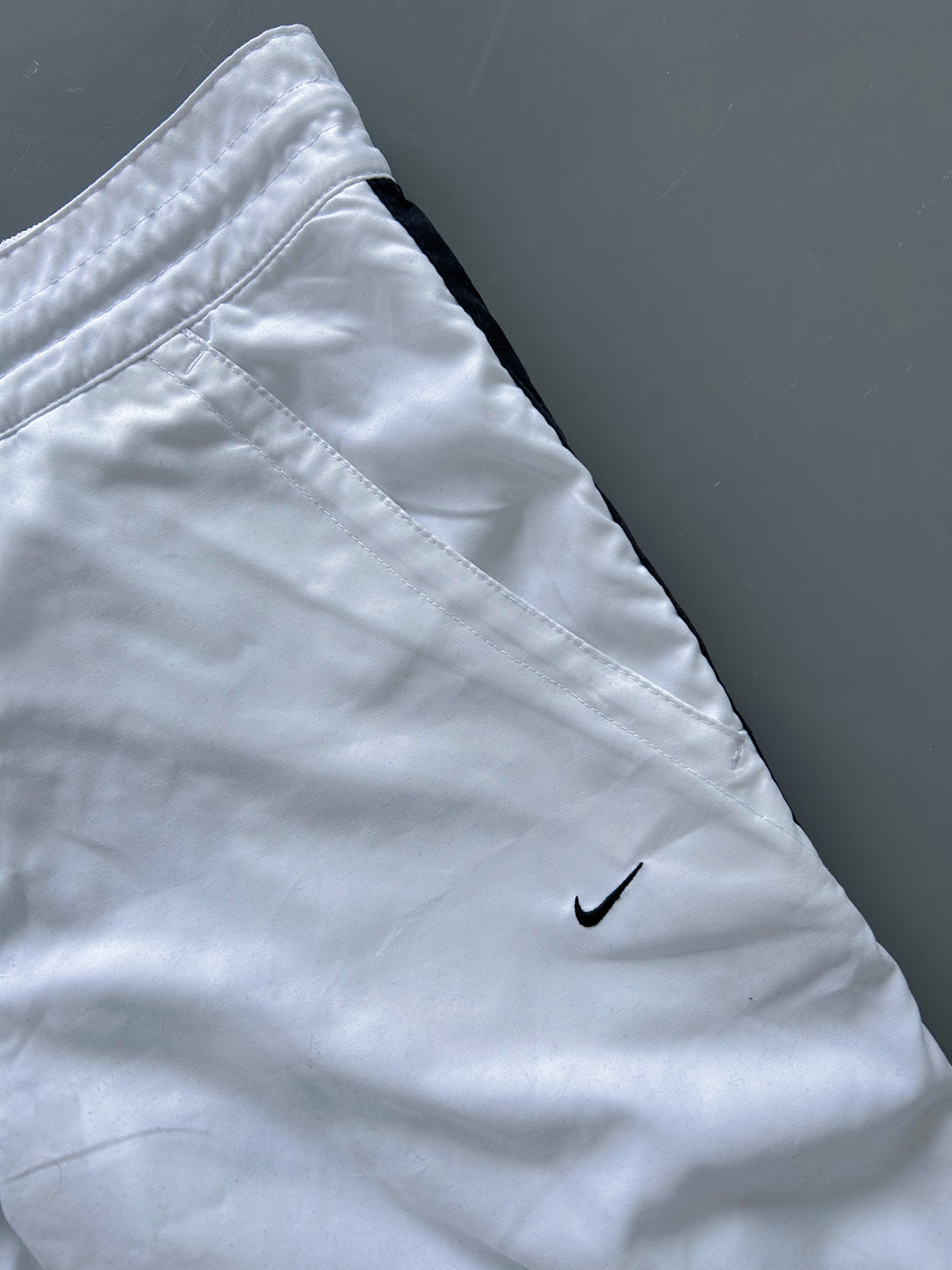 Nike Vintage Trackpants | XS