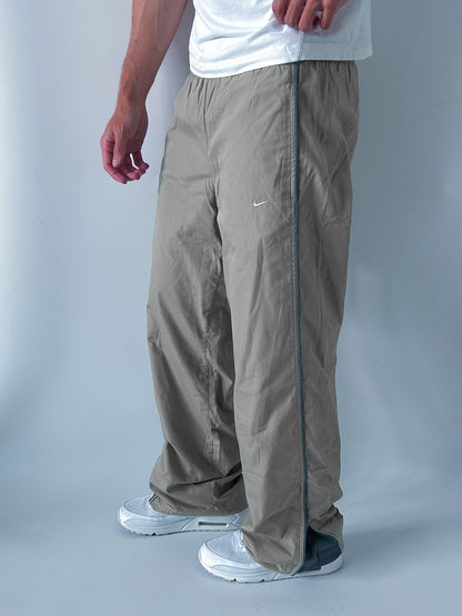 Nike Vintage Trackpants | M