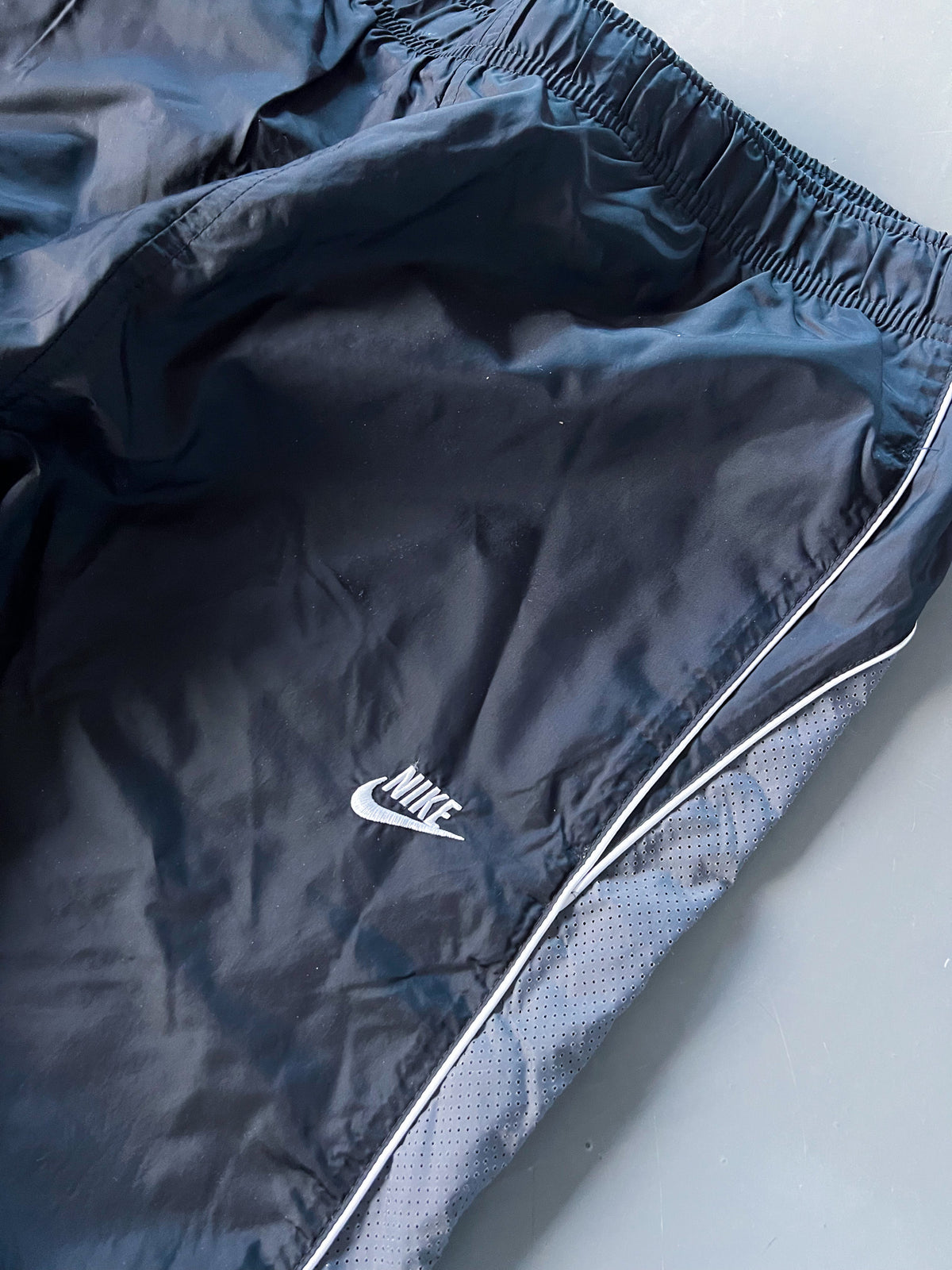 Nike Vintage *PREMIUM* Trackpants | M