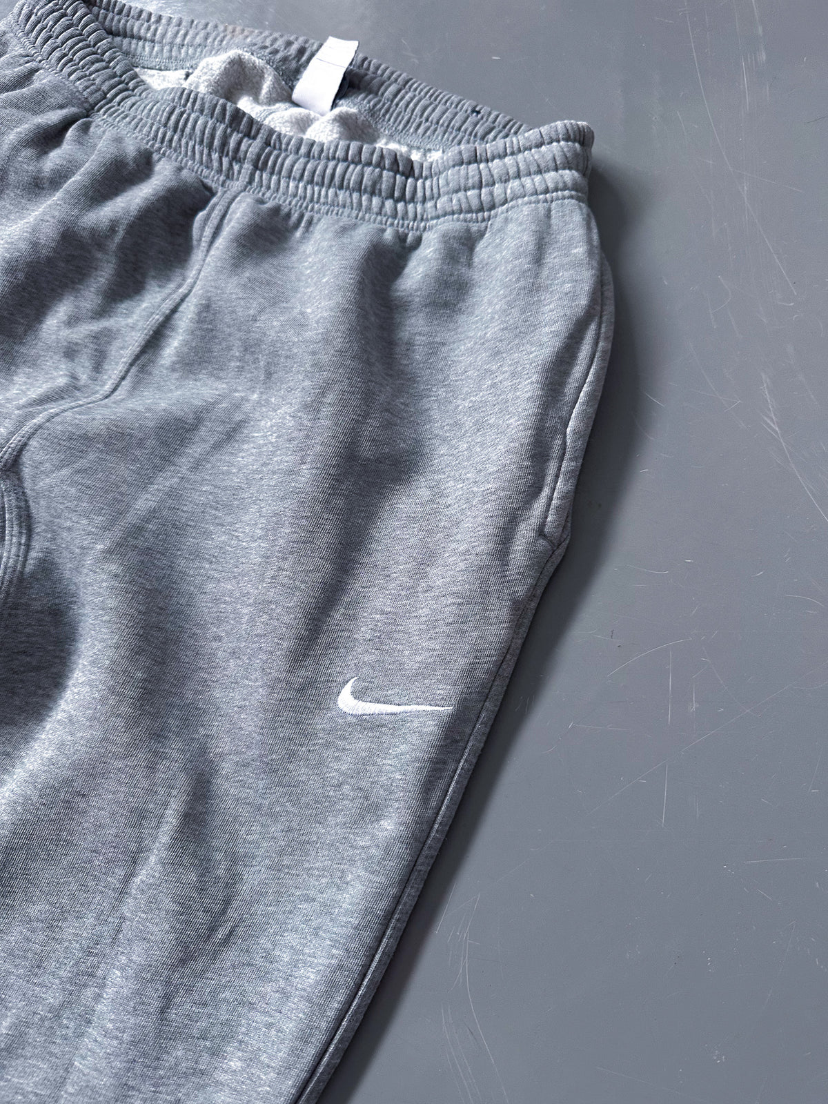 Nike Vintage Sweatpants | L