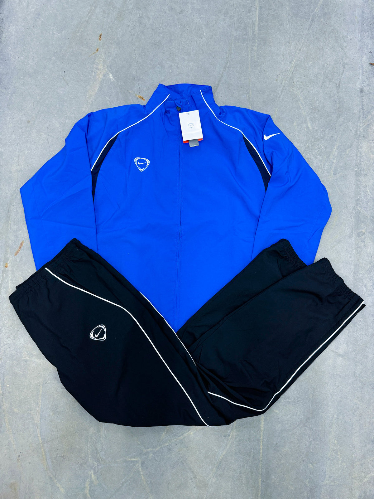 Vintage Nike *PREMIUM* Tracksuit | XL