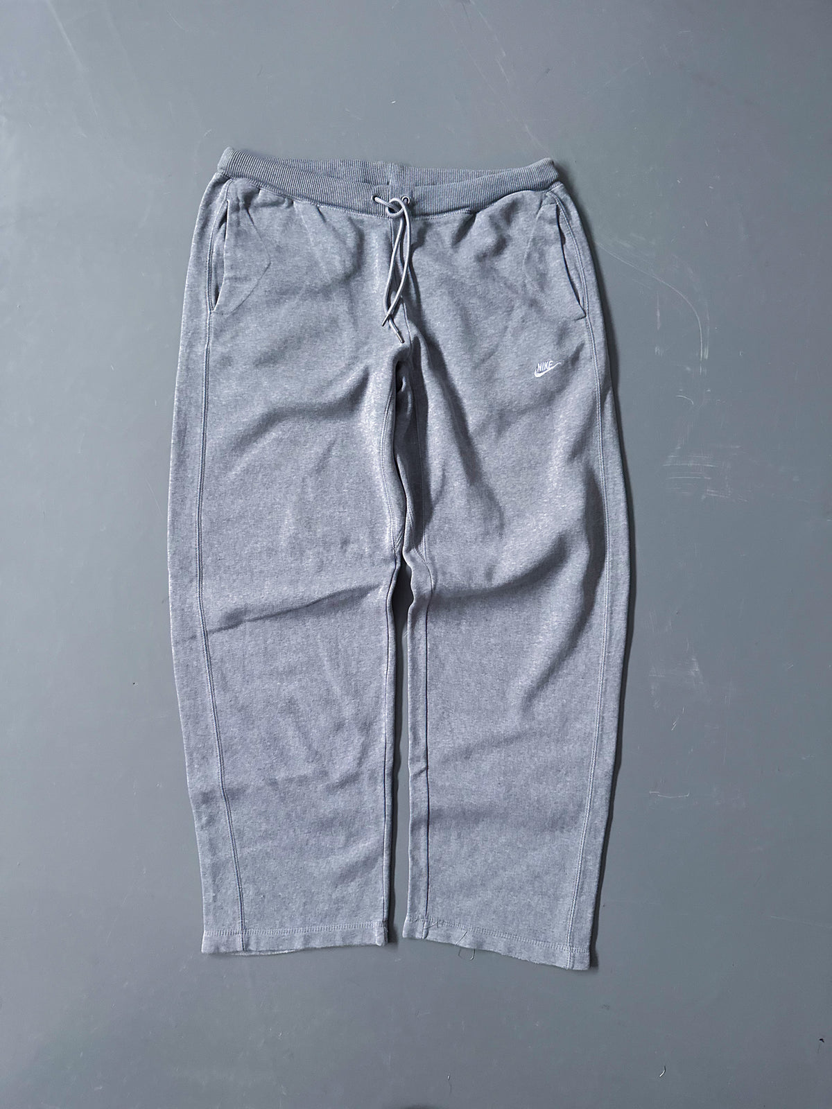 Nike Vintage Open Leg Sweatpants | M