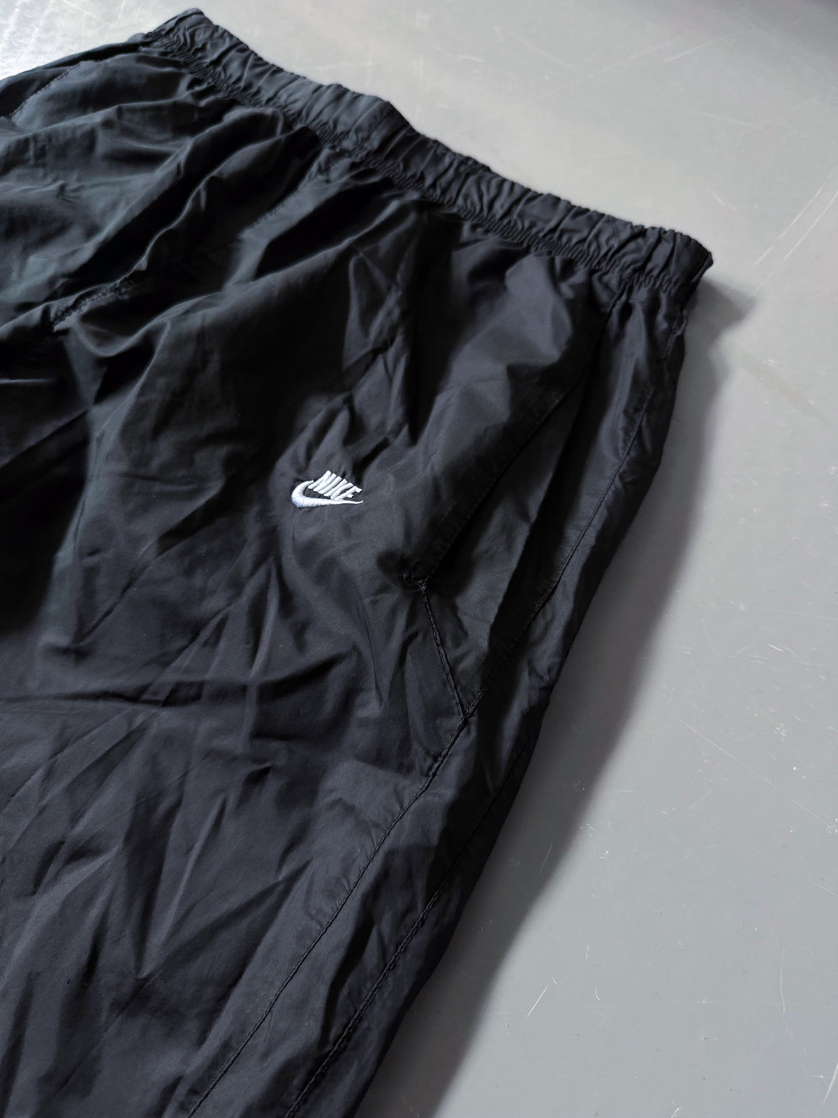 Nike Vintage Trackpants | L
