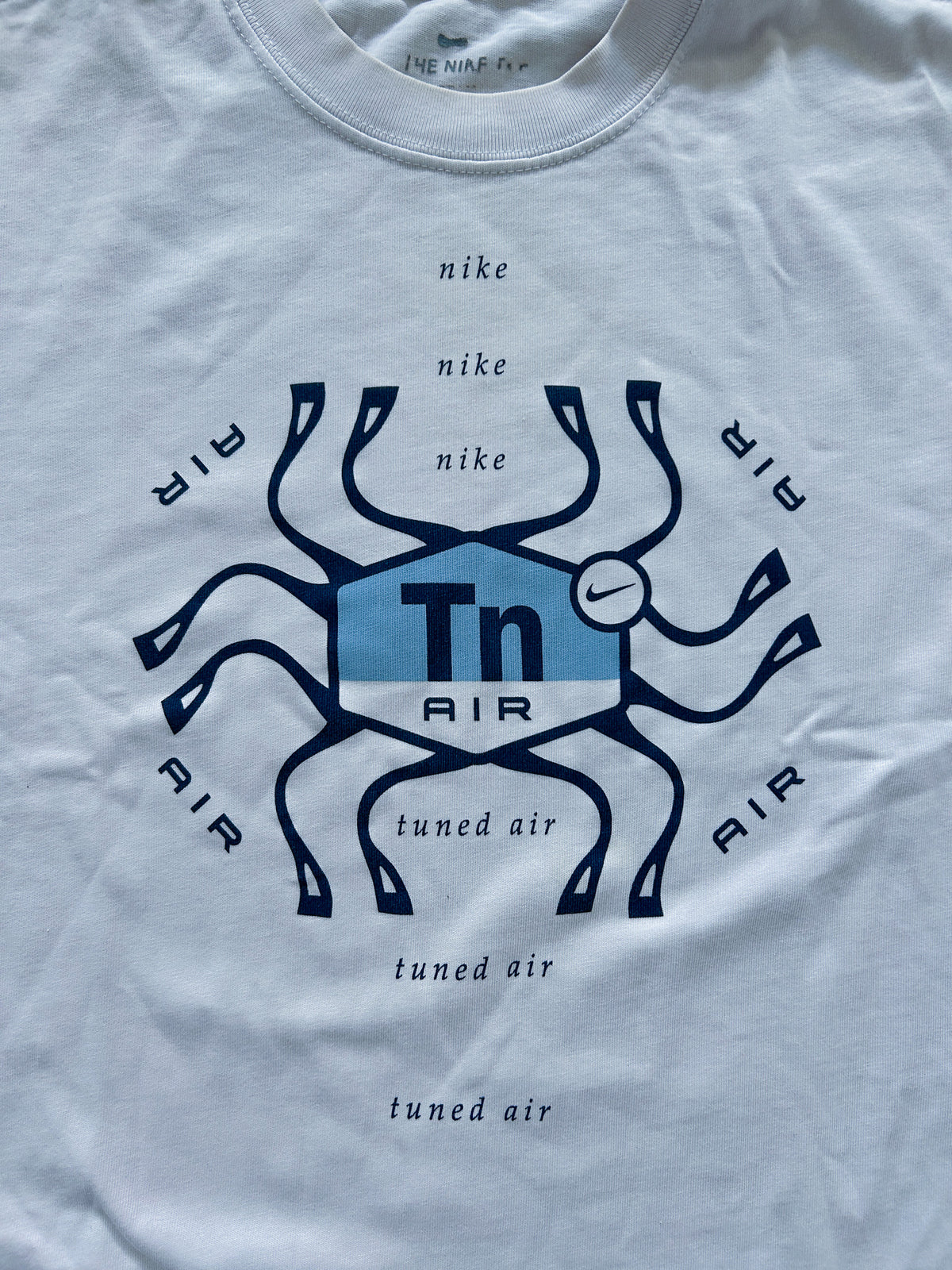 Vintage Nike *TN* T-Shirt | XS
