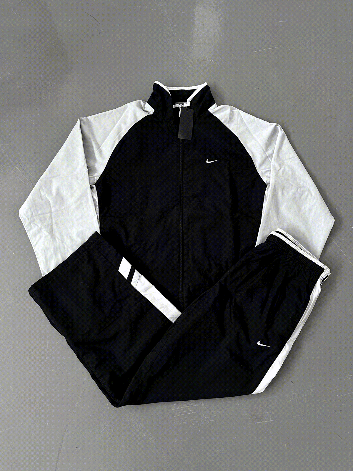 Nike Vintage Tracksuit M