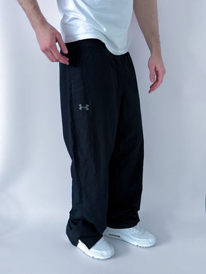 Under Armour Vintage Trackpants | M