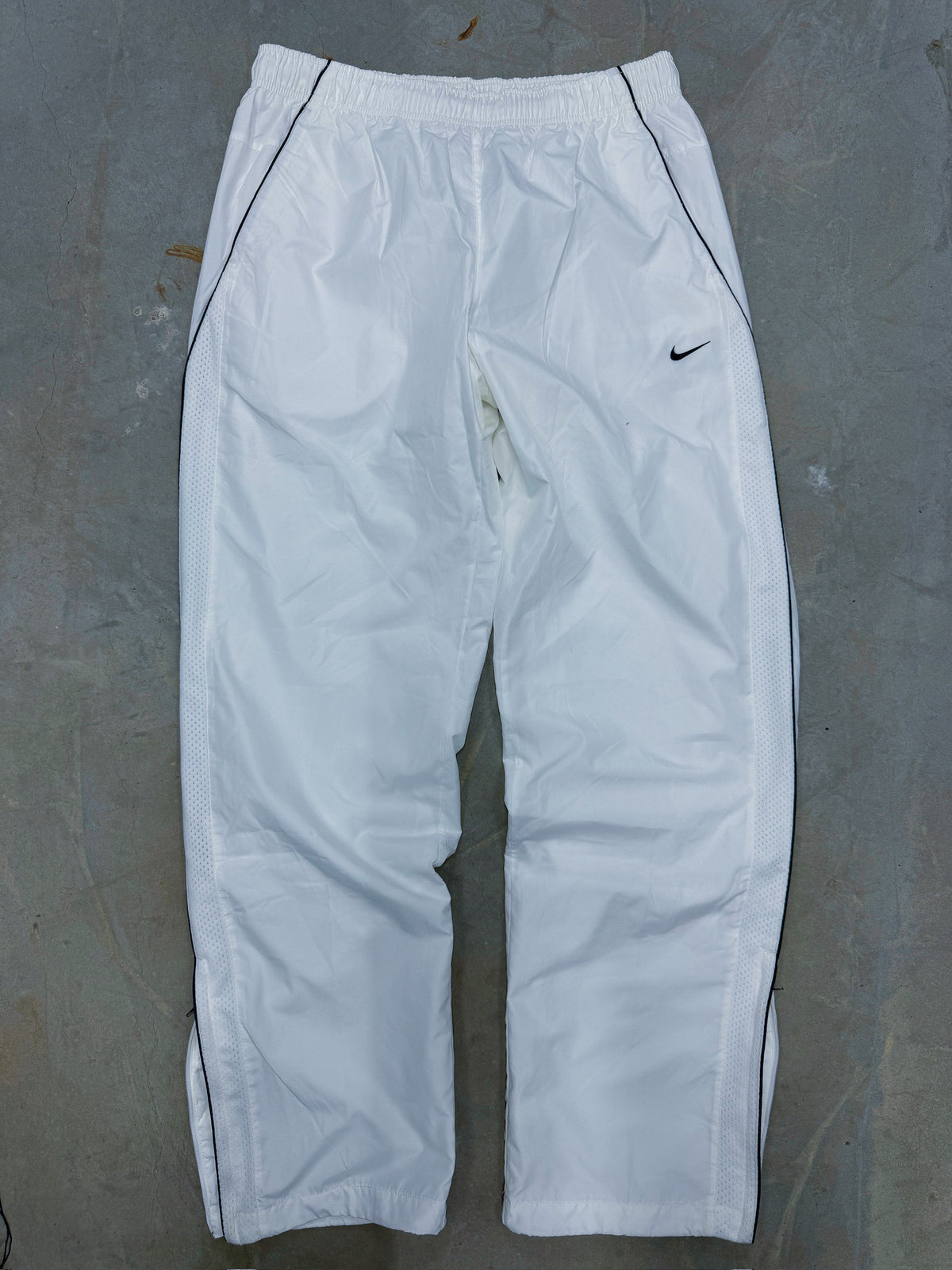 Nike Vintage *Premium* Trackpants | M