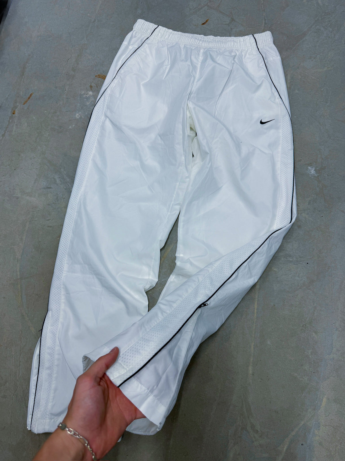 Nike Vintage *Premium* Trackpants | M
