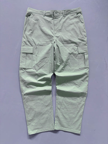 Nike Vintage Cargo Pants | XL