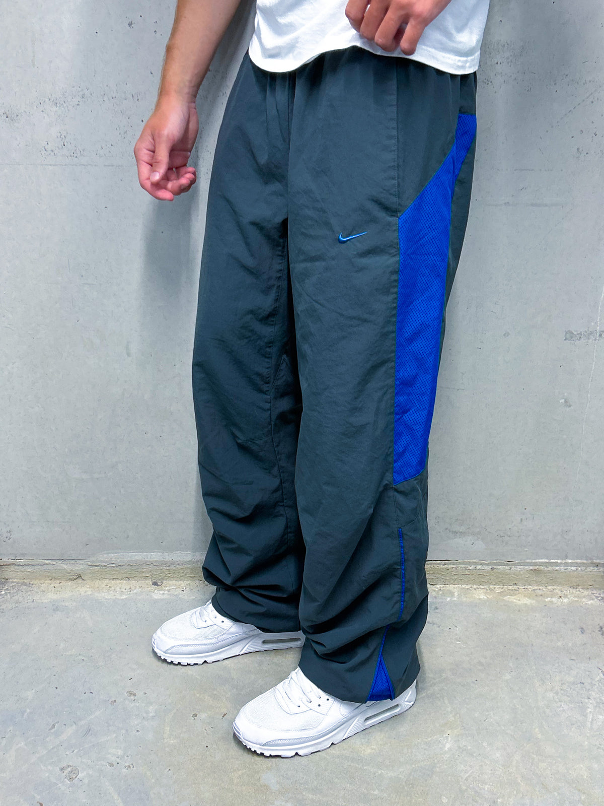 Nike Vintage Trackpants | L