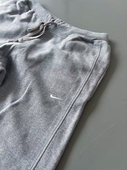 Nike Vintage *PREMIUM* Sweatpants | L