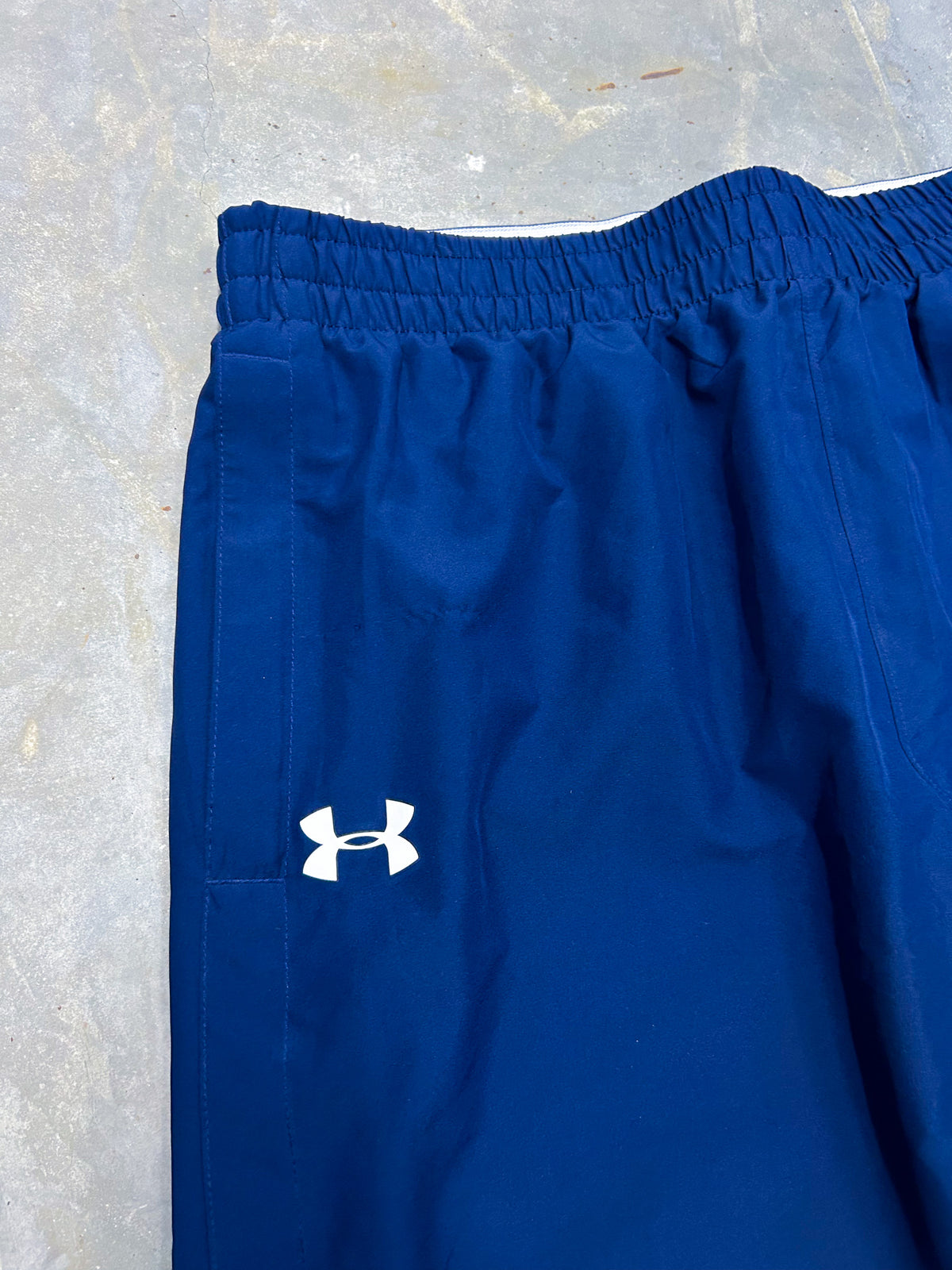 Under Armour Vintage Trackpants | XL
