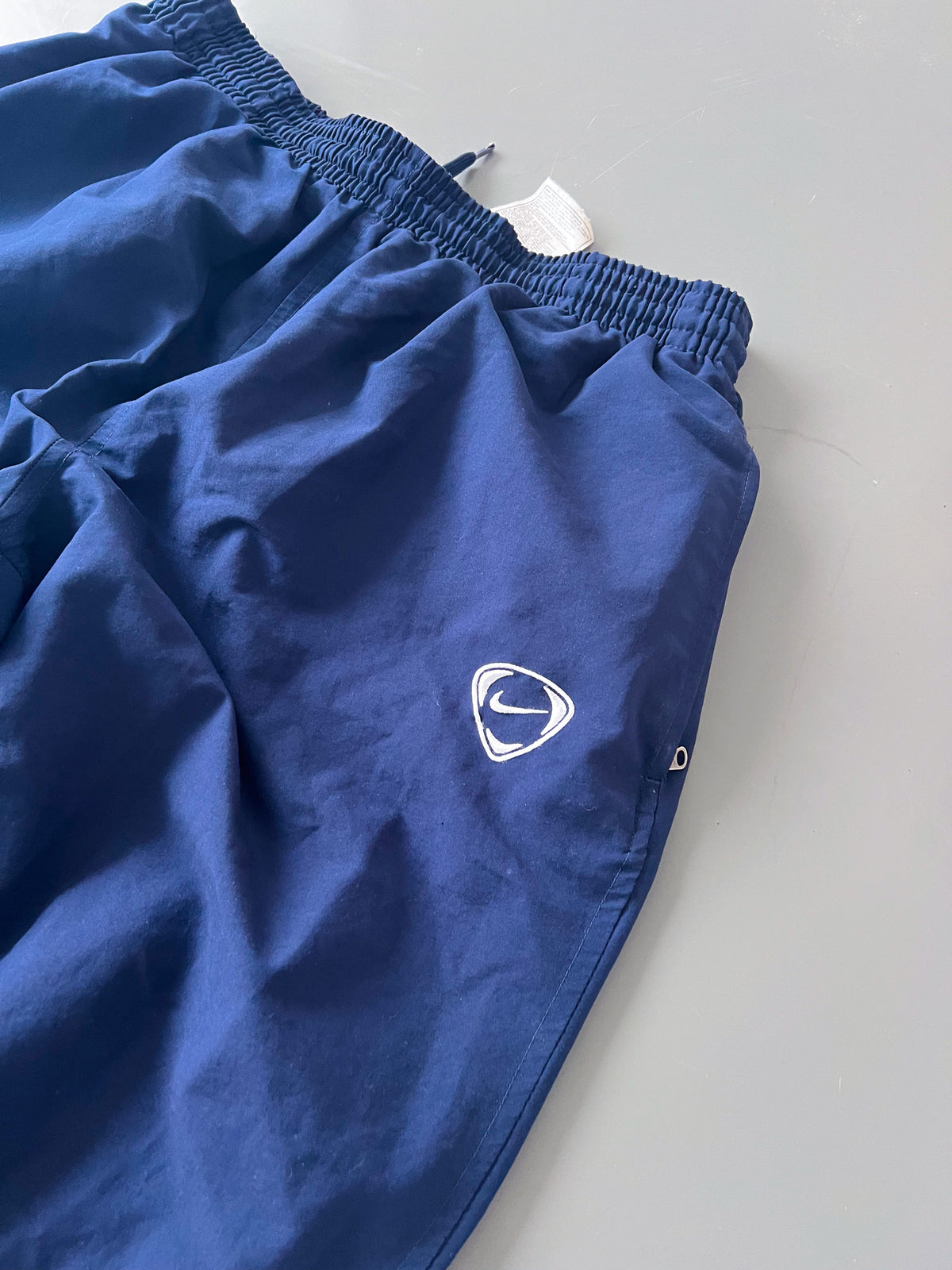 Nike Vintage Trackpants | L
