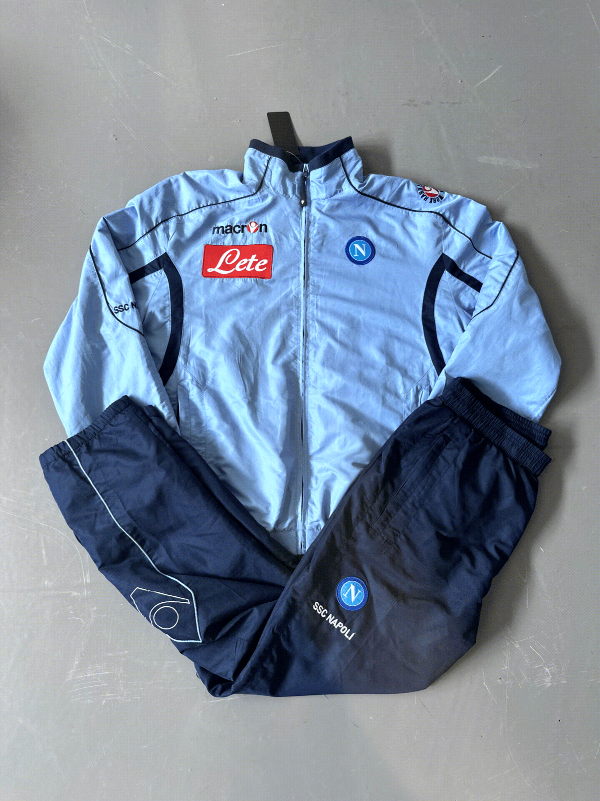 Neapel Vintage Tracksuit M
