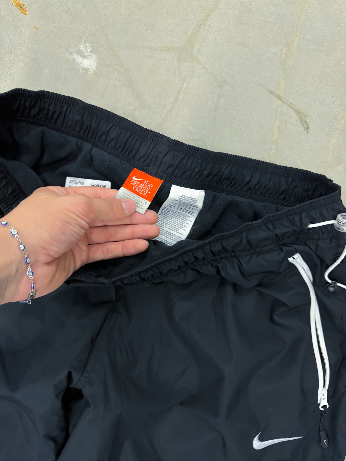 Nike Vintage Trackpants | L