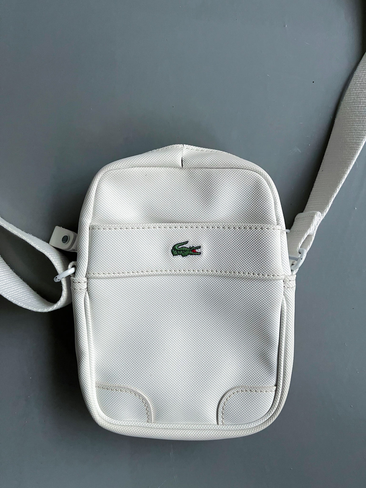 Lacoste Vintage *PREMIUM* Bag | One Size