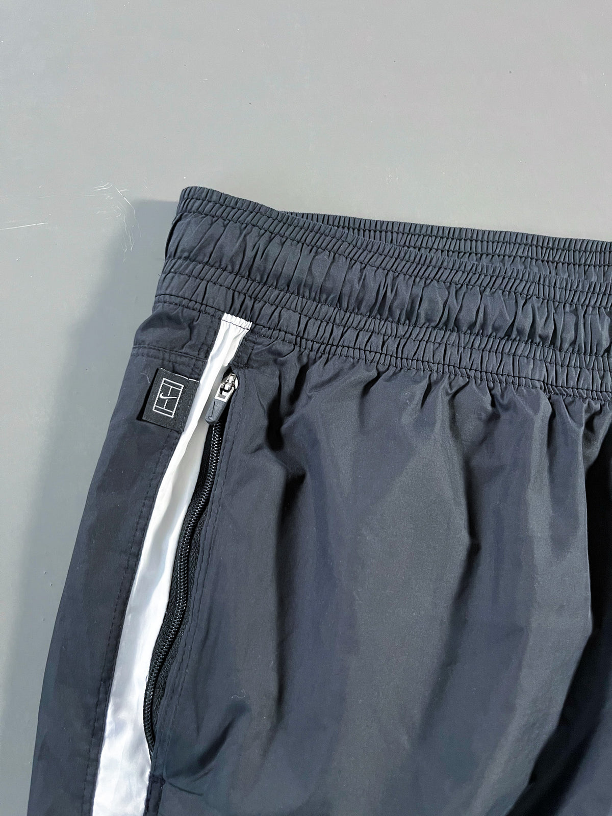 Nike Vintage Trackpants | M
