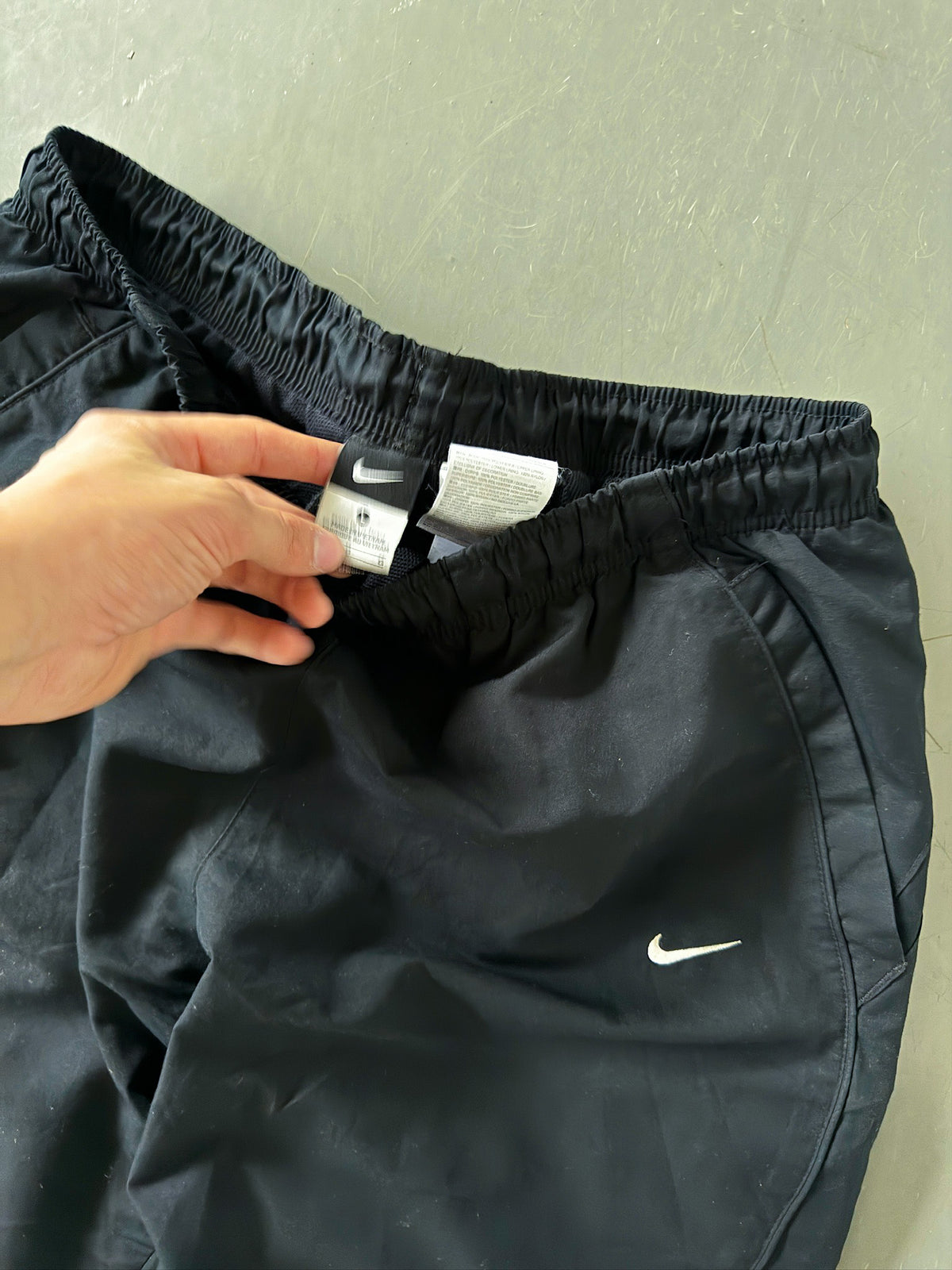 Nike Vintage Trackpants | L