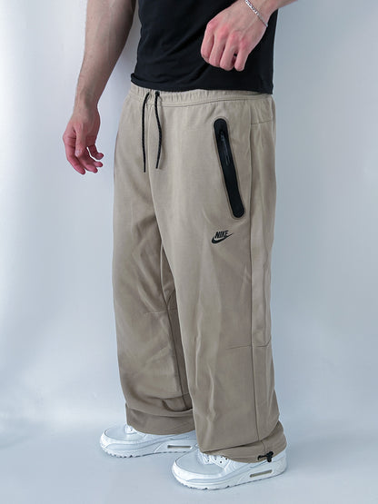 Nike Vintage Tech Fleece Trackpants | L