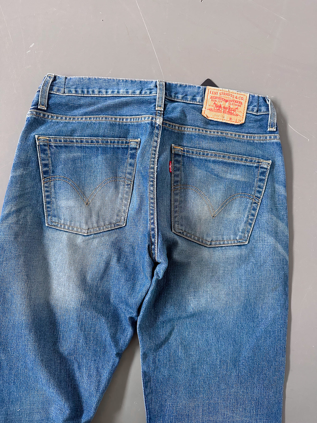 Vintage Levis Baggy Jeans |  L