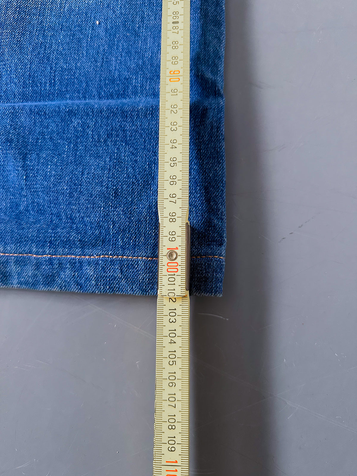 Vintage Levis Baggy Jeans |  L