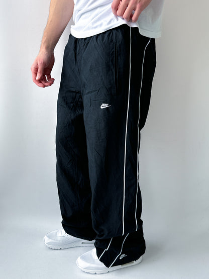 Nike Vintage Trackpants | L