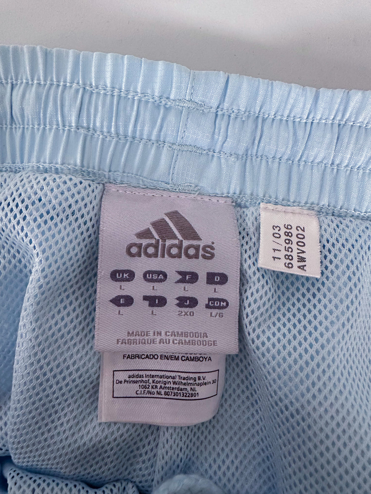 Adidas Vintage *Babyblue* Trackpants | L