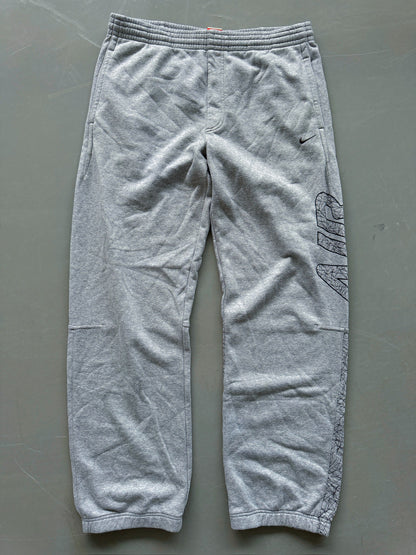 Nike Air Vintage Sweatpants | L