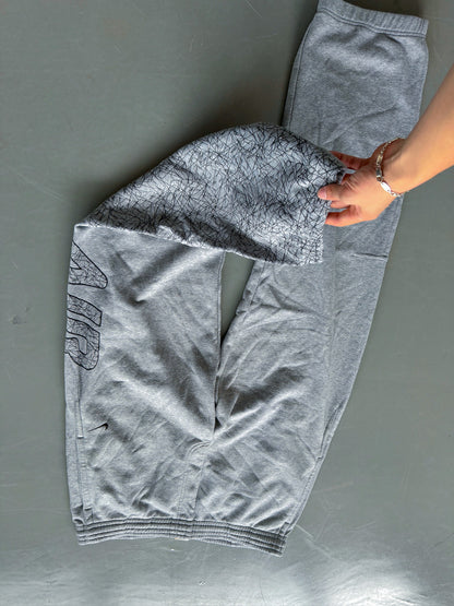 Nike Air Vintage Sweatpants | L