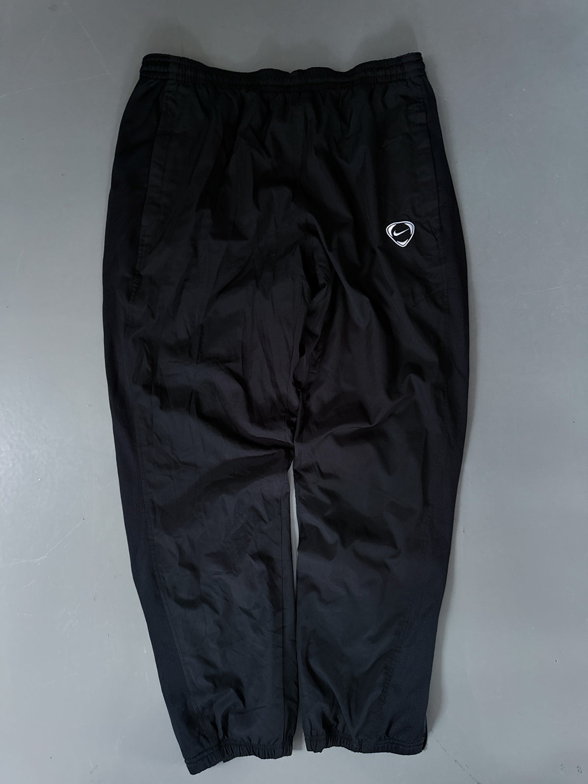 Nike Vintage Trackpants | L