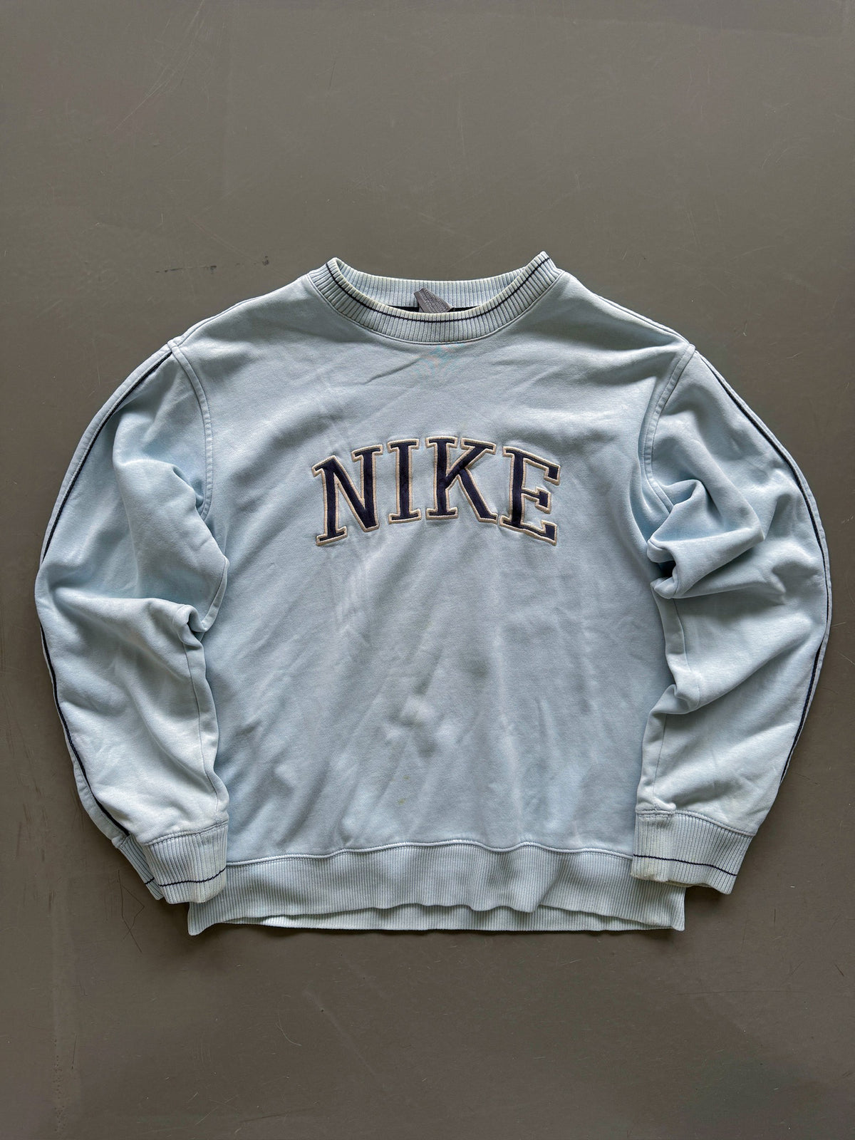 Nike Vintage Spellout Sweater | M