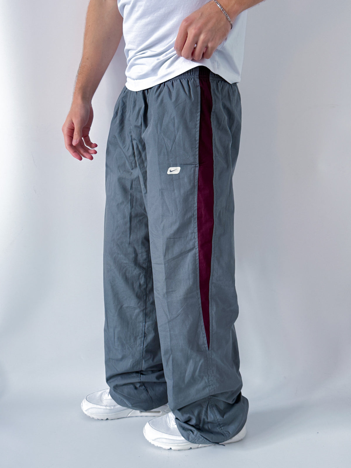 Nike Vintage Trackpants | L