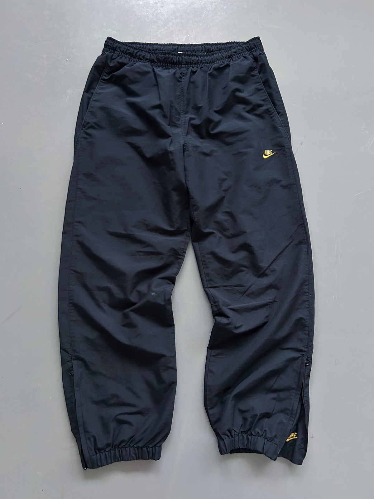 Nike Vintage Trackpants | L