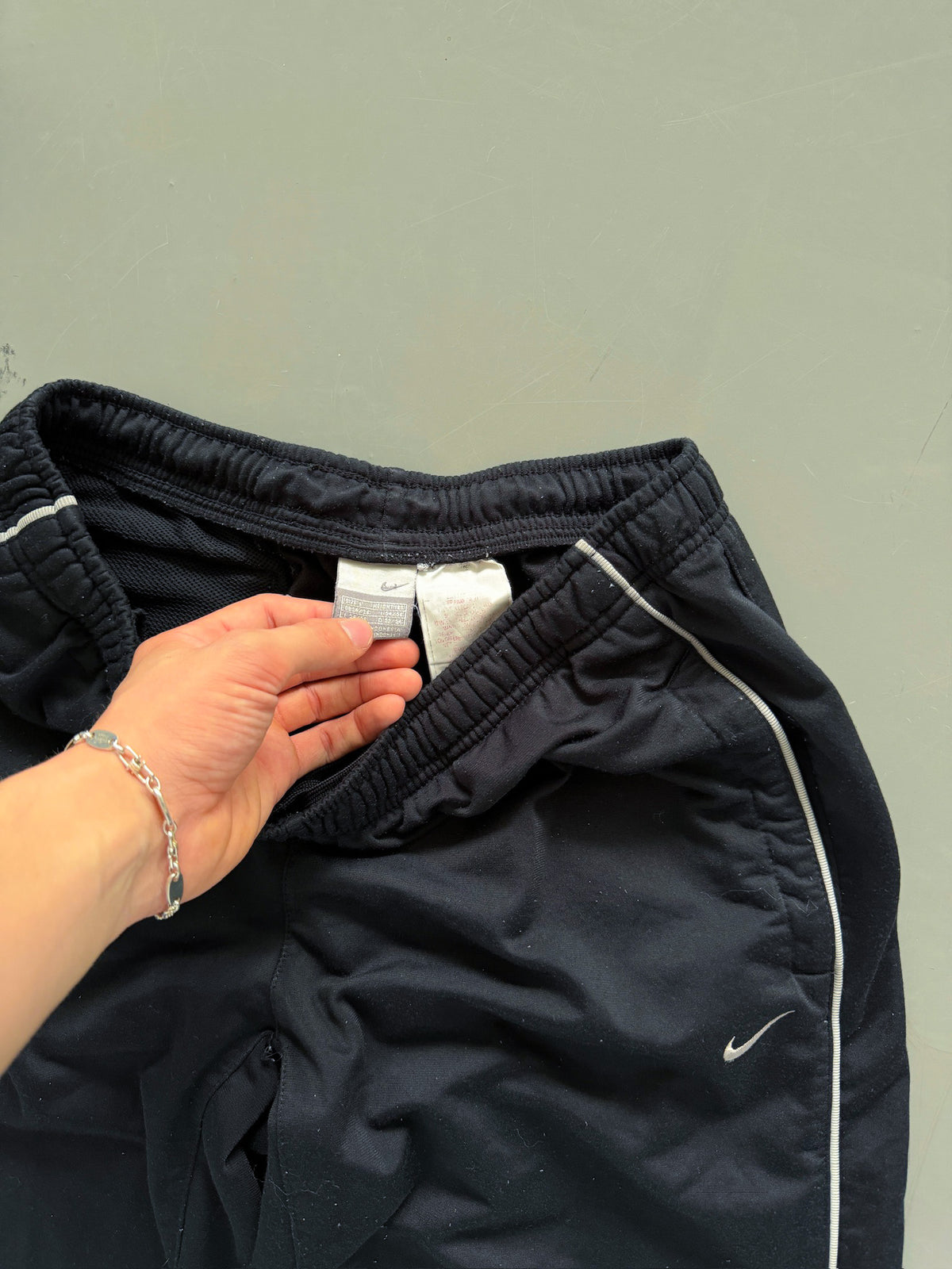 Nike Vintage Trackpants | L