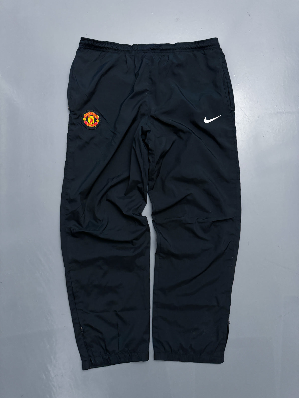 Nike x ManU Vintage Trackpants | M