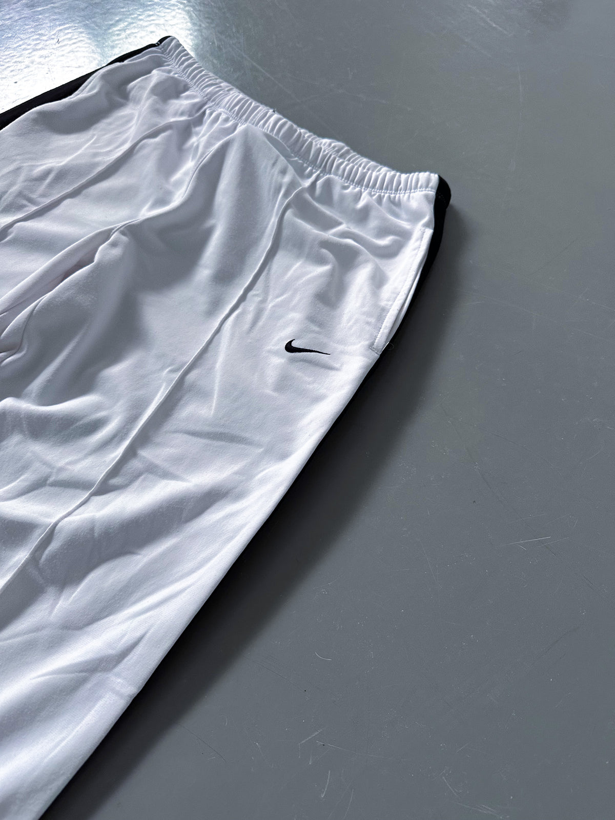 Nike Vintage Trackpants | M
