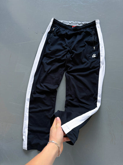 Nike Vintage Trackpants | M