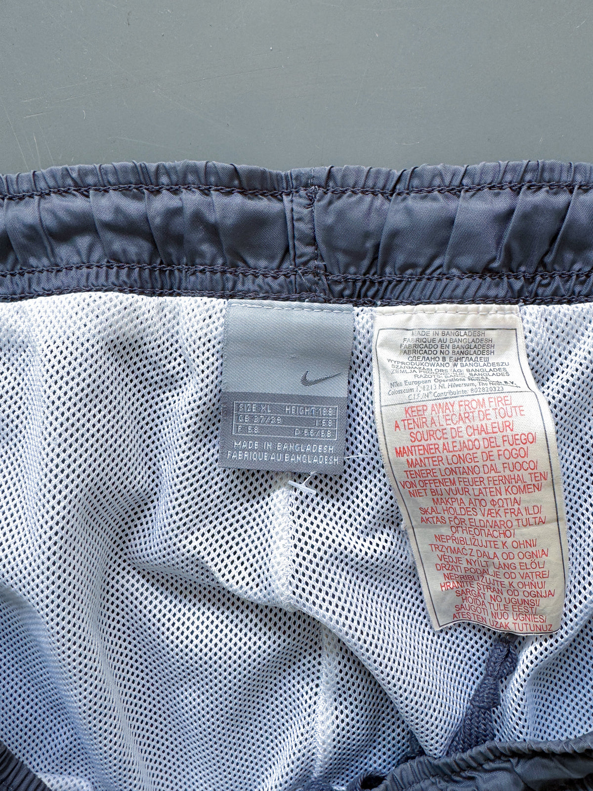 Nike Vintage Trackpants | L
