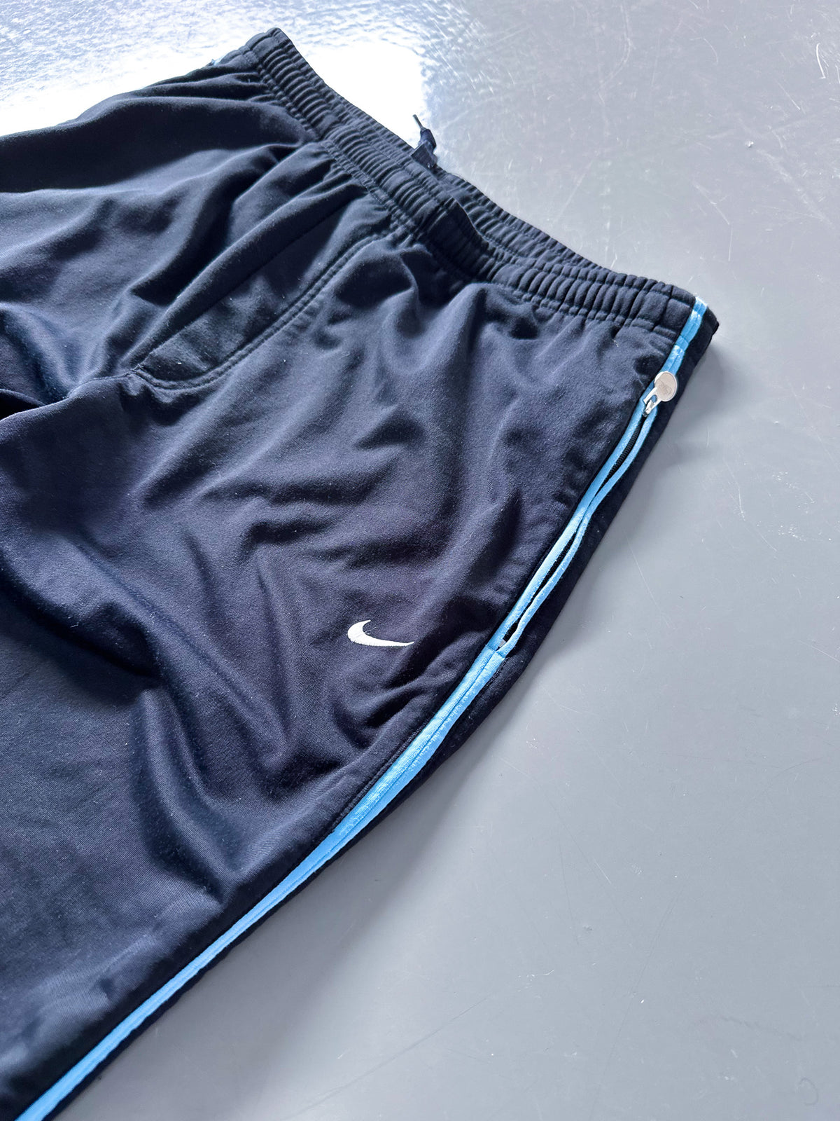 Nike Vintage *PREMIUM* Trackpants | M