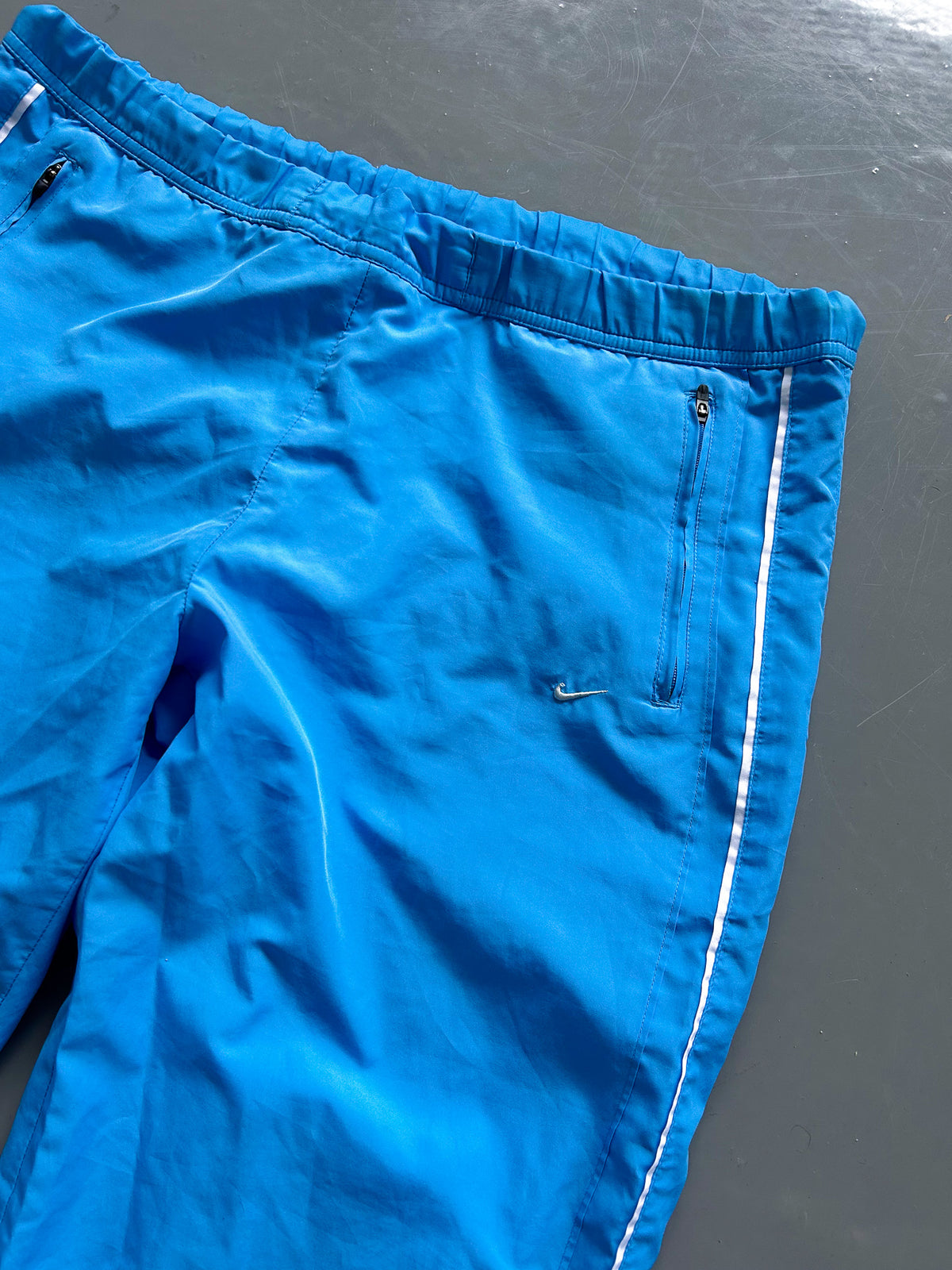 Nike Vintage *Premium* Trackpants | L