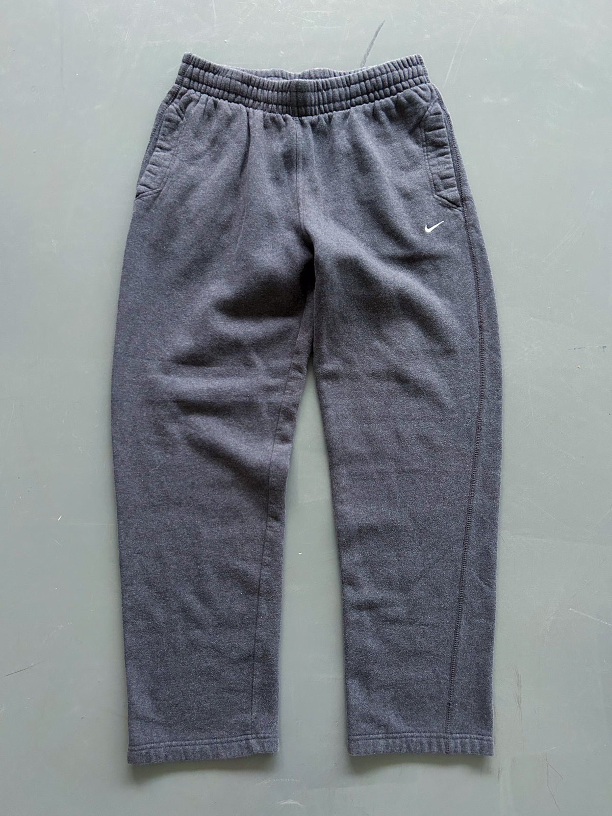 Nike Vintage Open Leg Sweatpants | Fittet M