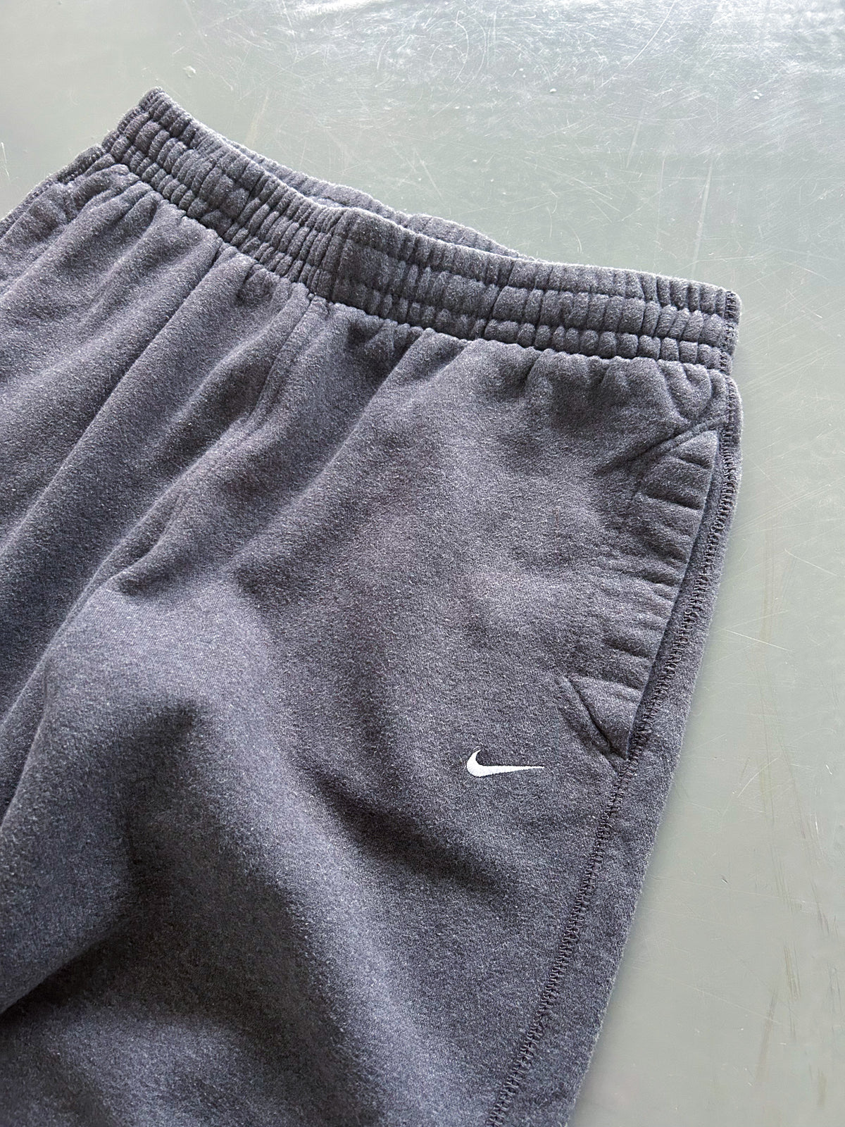 Nike Vintage Open Leg Sweatpants | Fittet M