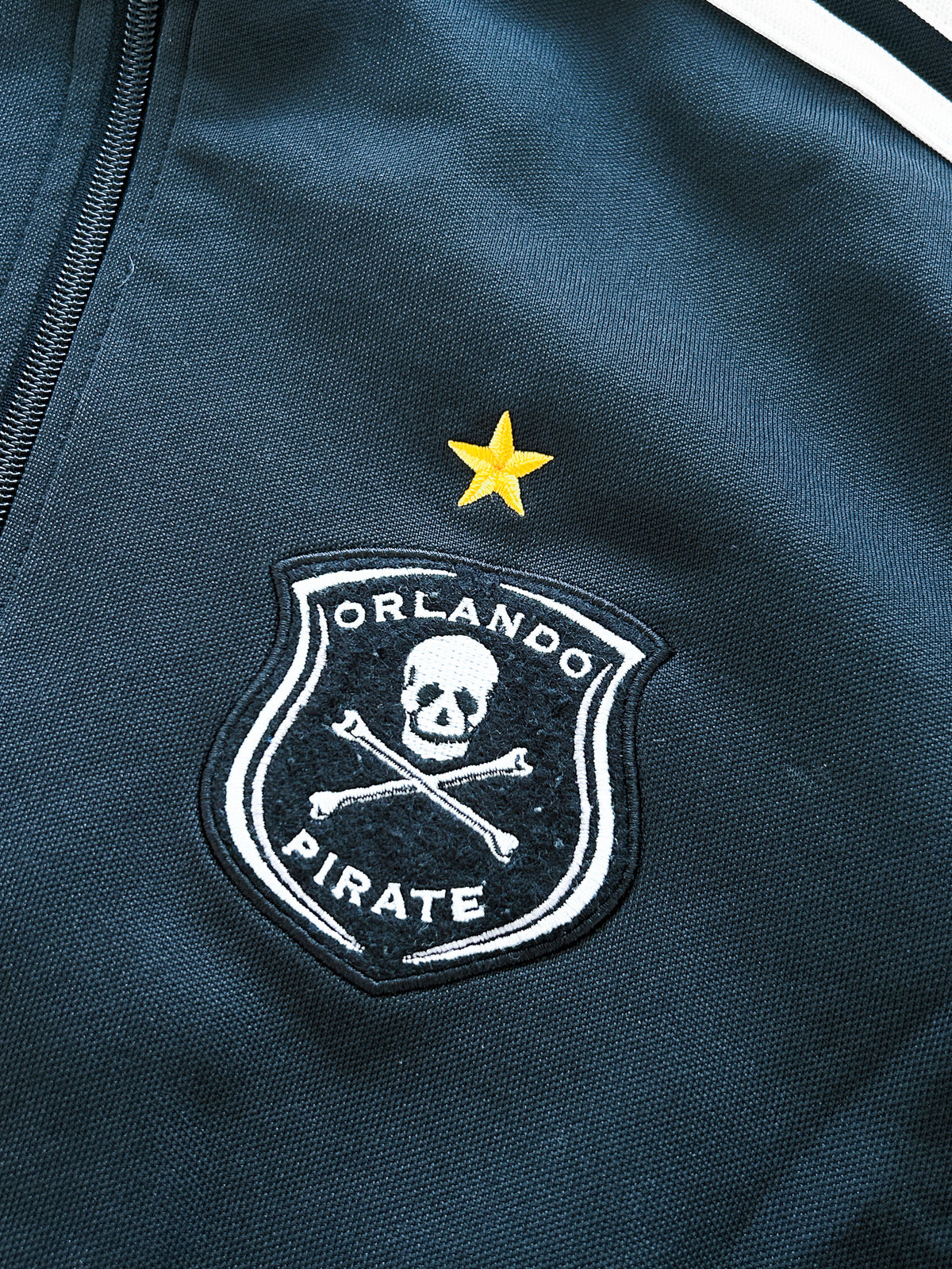 Orlando Pirat x Adidas Vintage *PREMIUM* Trackjacket | S