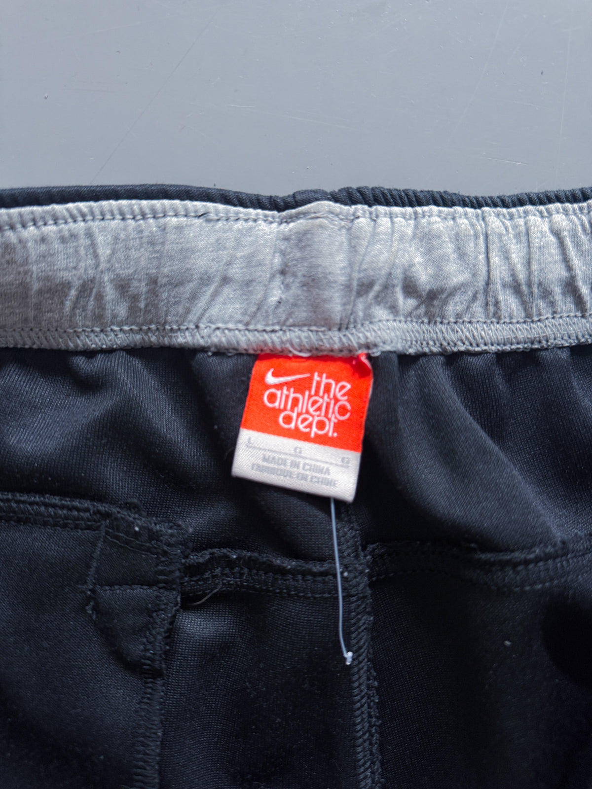 Nike Vintage Trackpants | L