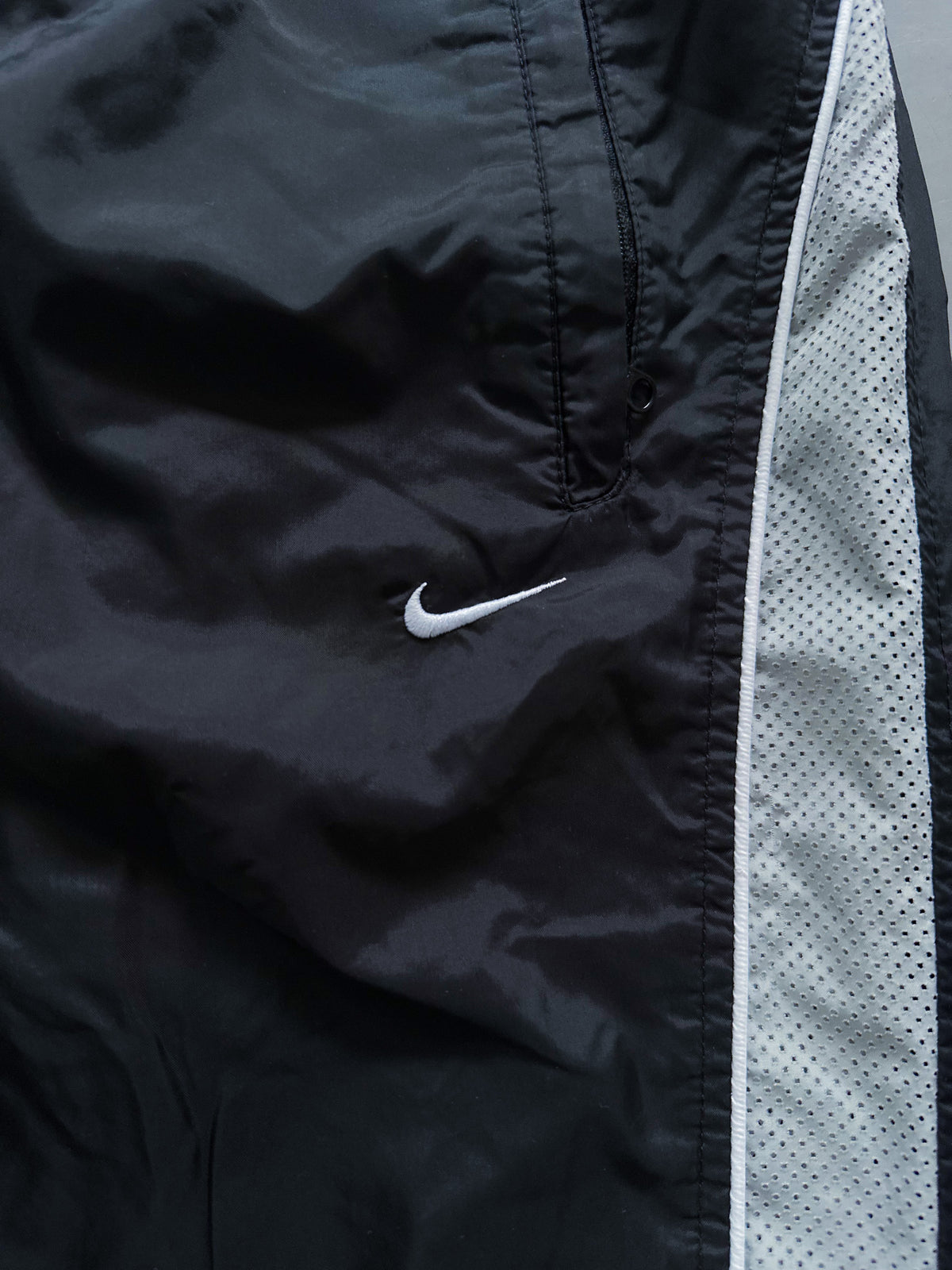 Nike Vintage *PREMIUM* Trackpants | M