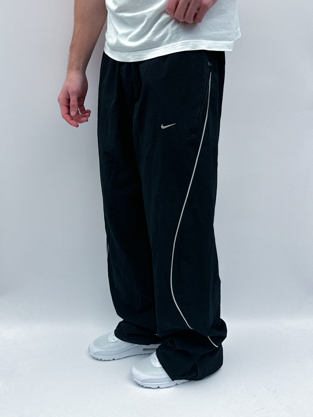 Nike Vintage Trackpants | L