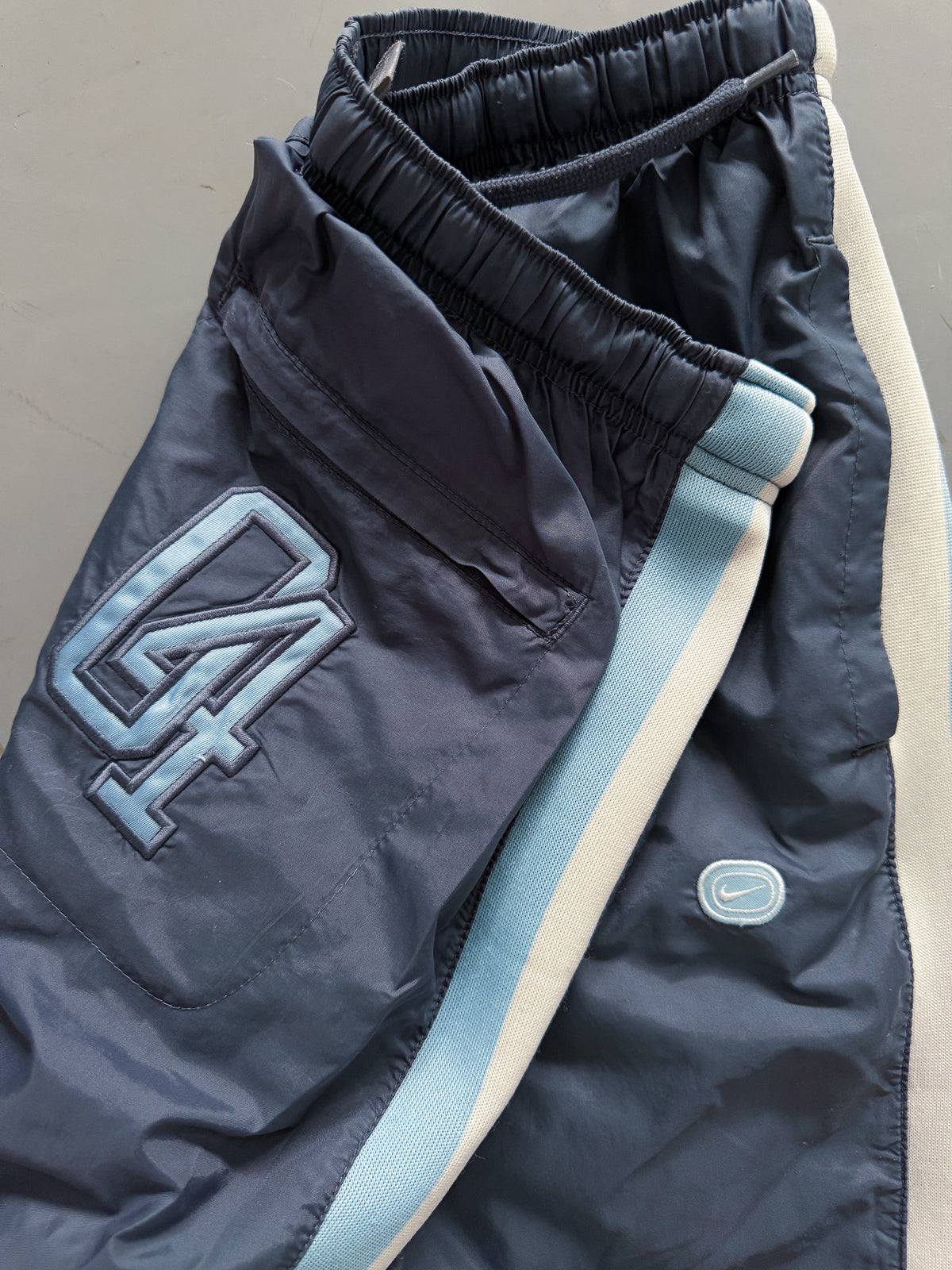 Nike Vintage Trackpants | M