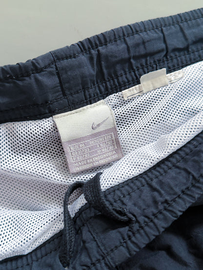Vintage Nike Shorts | M